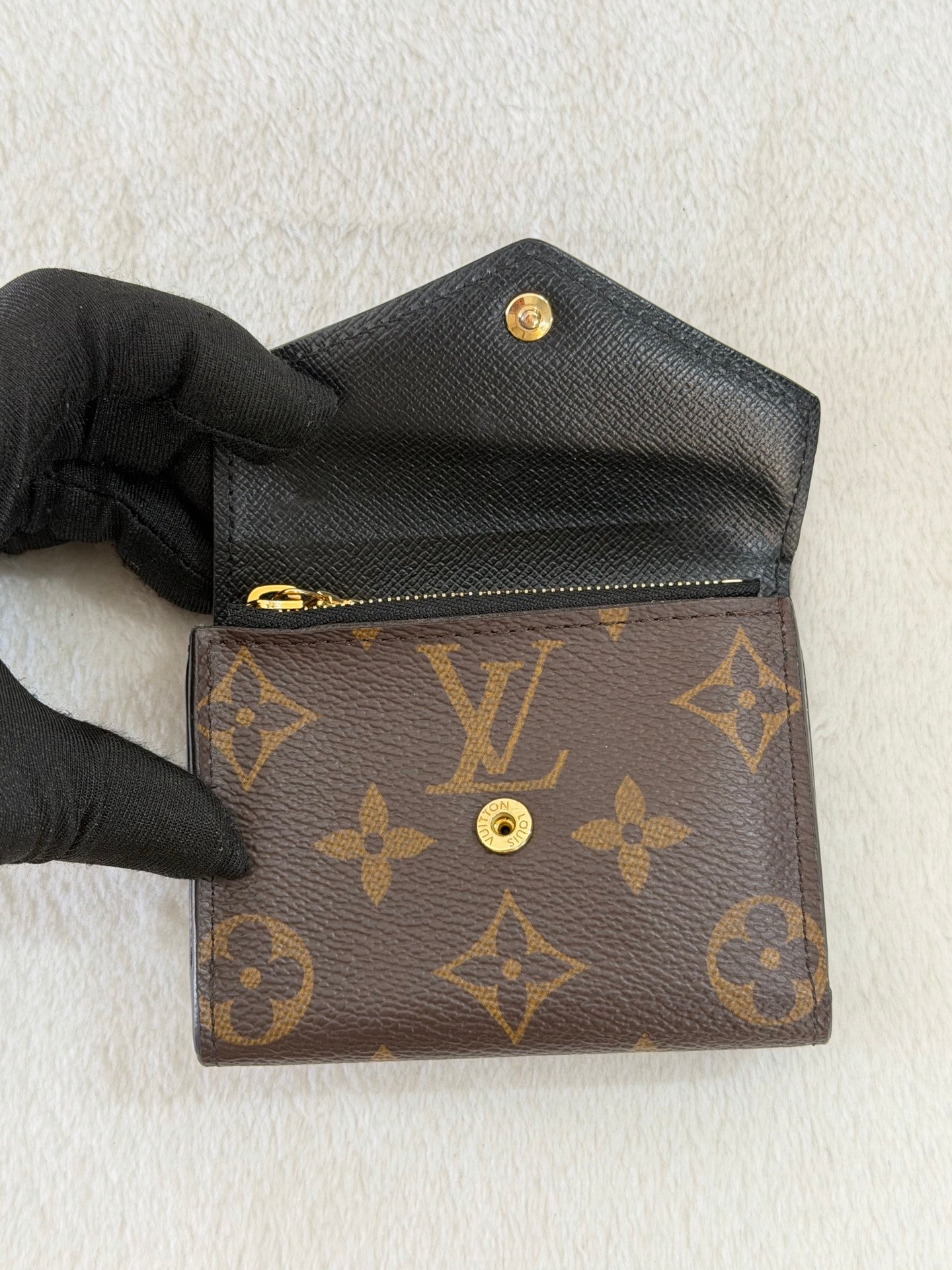 Louis Vuitton Portefeuille Zoé Bifold Wallet