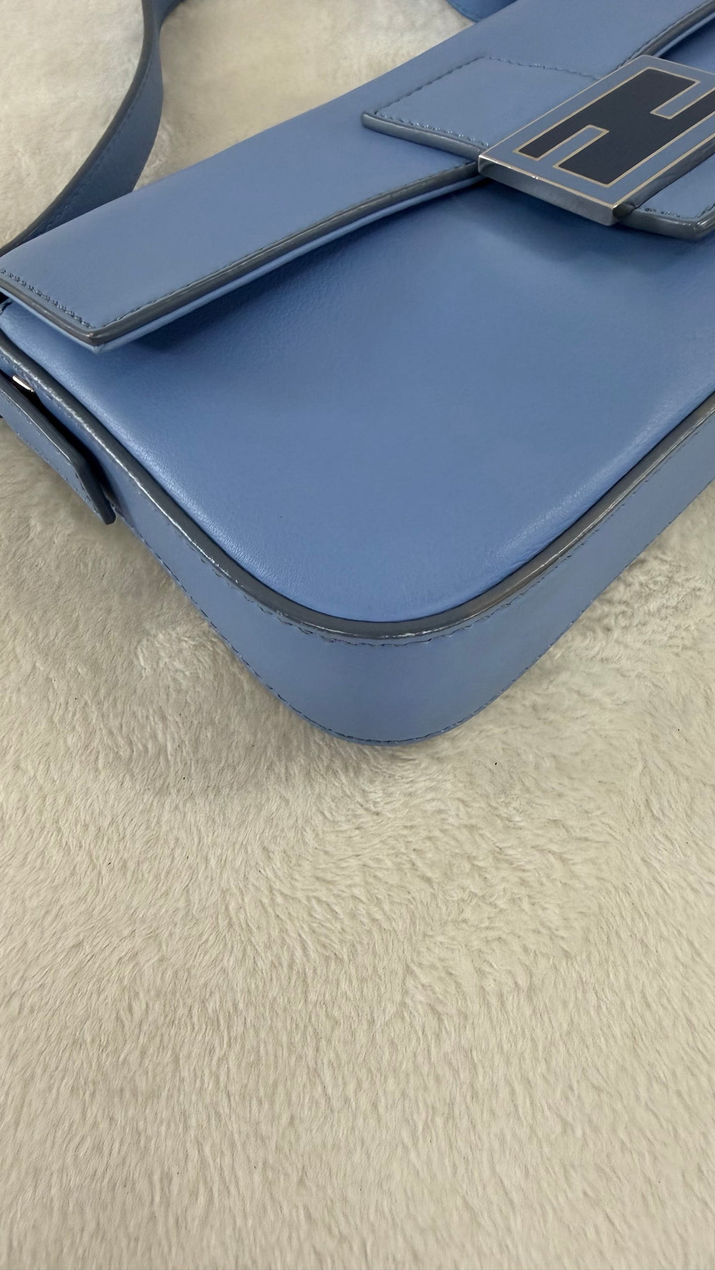 Fendi Baguette 1997 Re-Edition Shoulder Bag