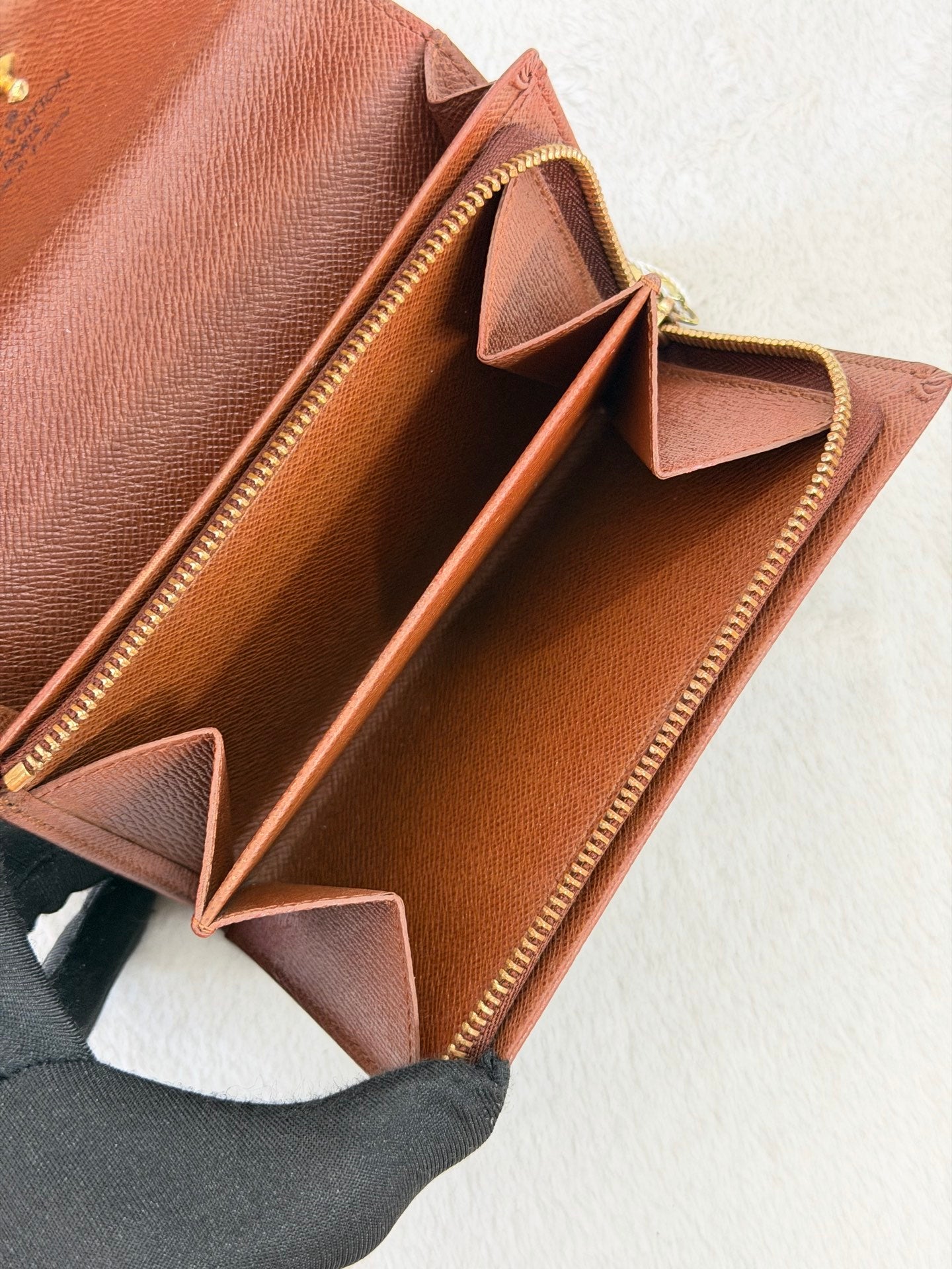 Louis Vuitton Monogram Porte-Monnaie Billets Trésor Wallet