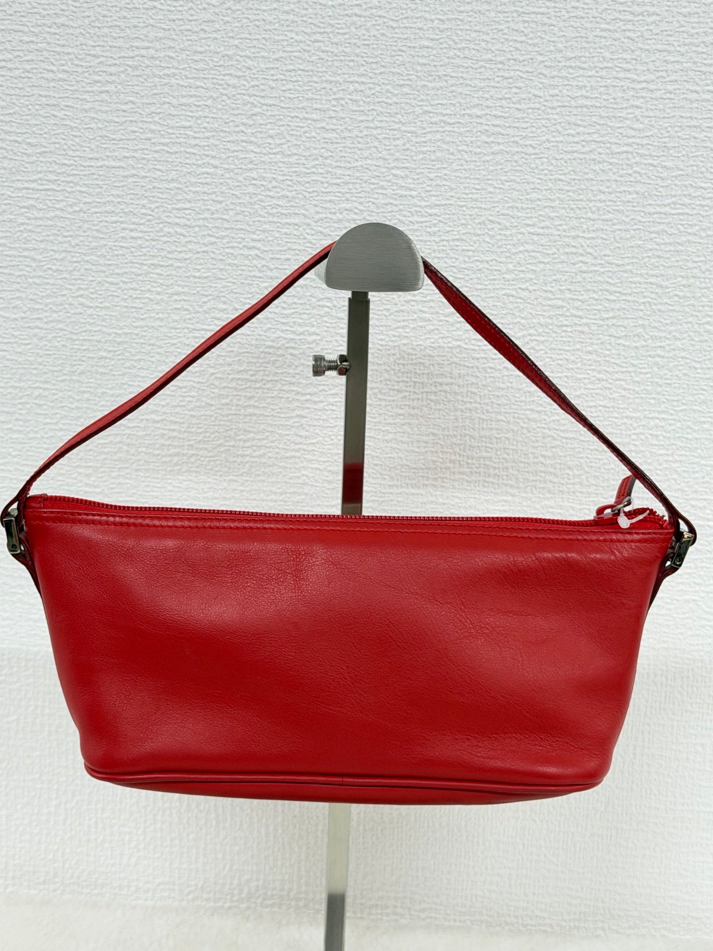 Gucci Vintage Leather Boat Pochette