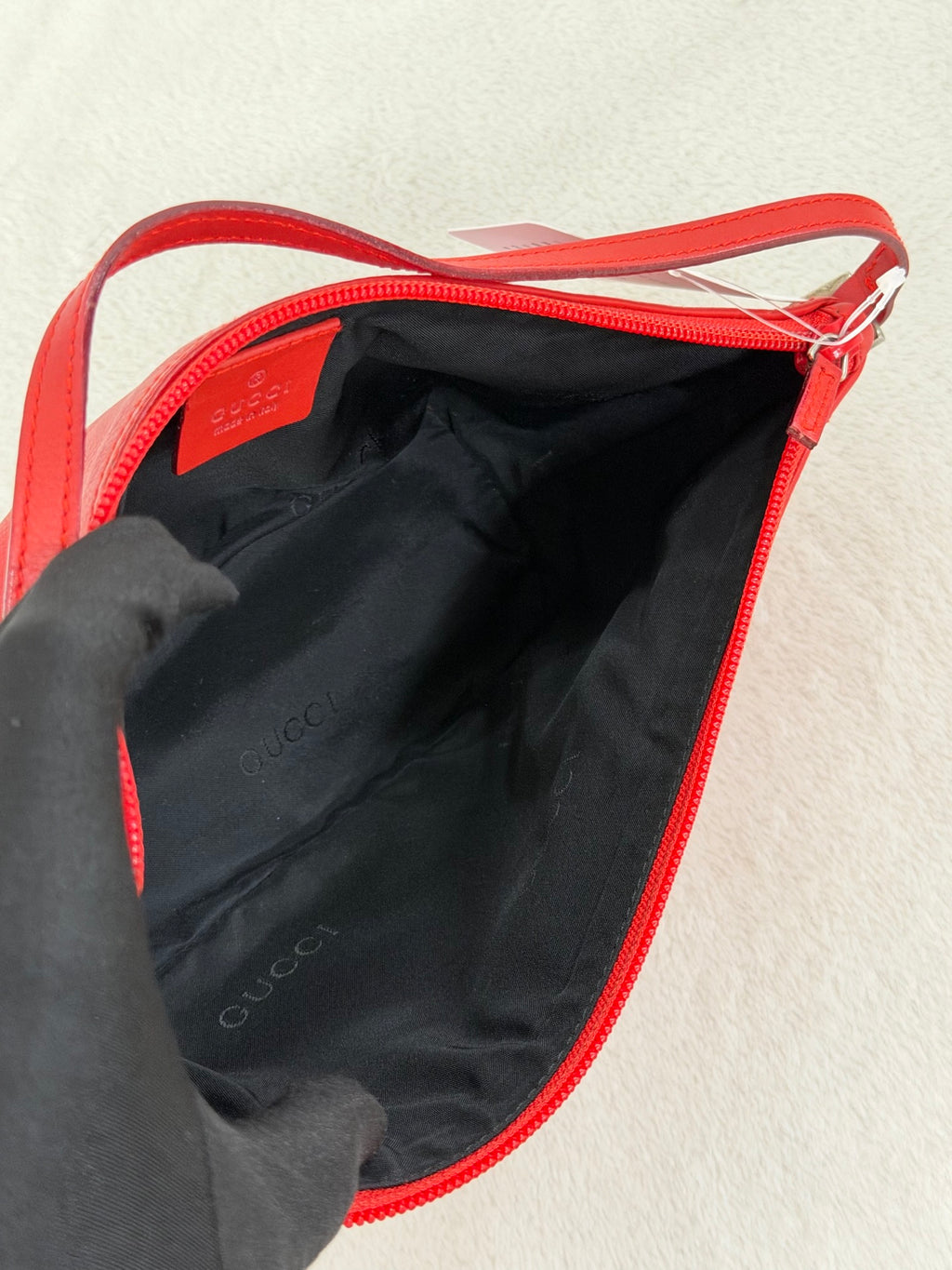 Gucci Vintage Leather Boat Pochette