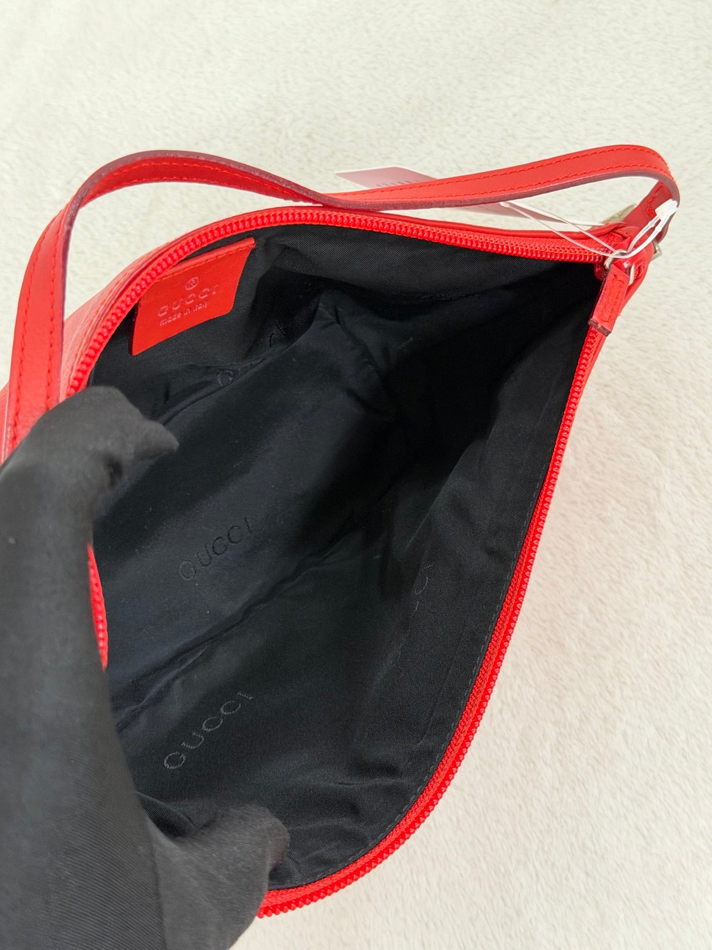 Gucci Vintage Leather Boat Pochette