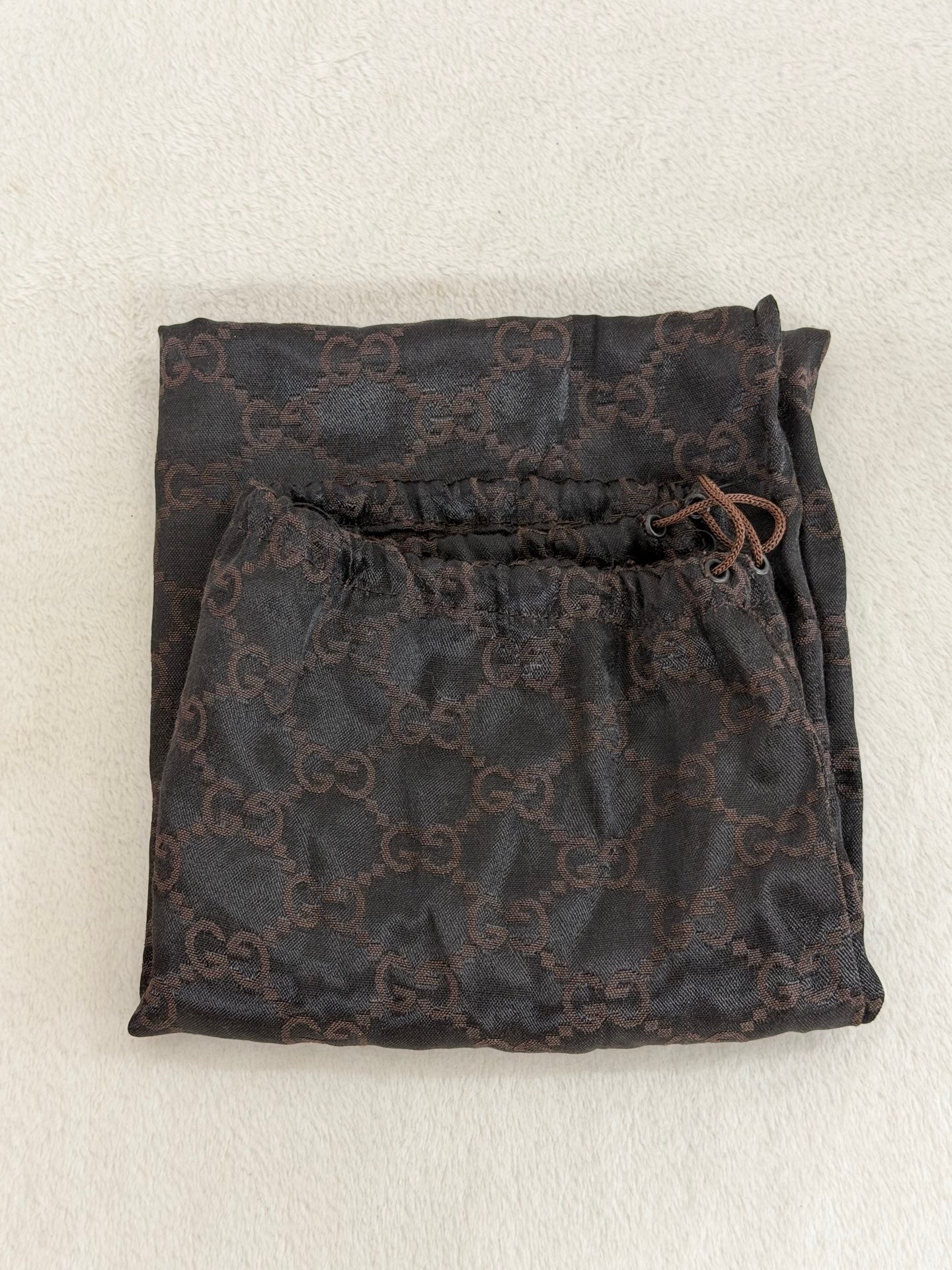 Gucci Vintage Leather Boat Pochette