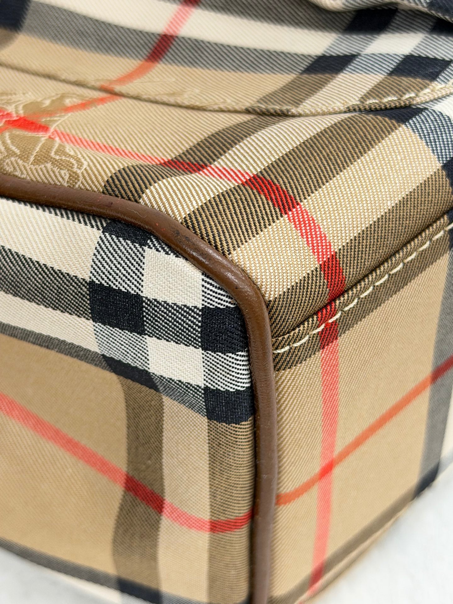 Burberrys Vintage Haymarket Check Tote Bag