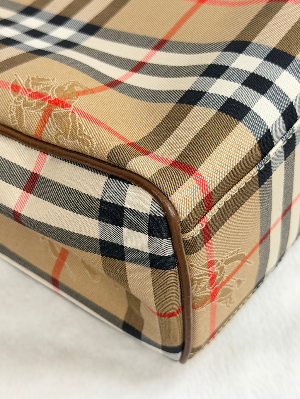 Burberrys Vintage Haymarket Check Tote Bag