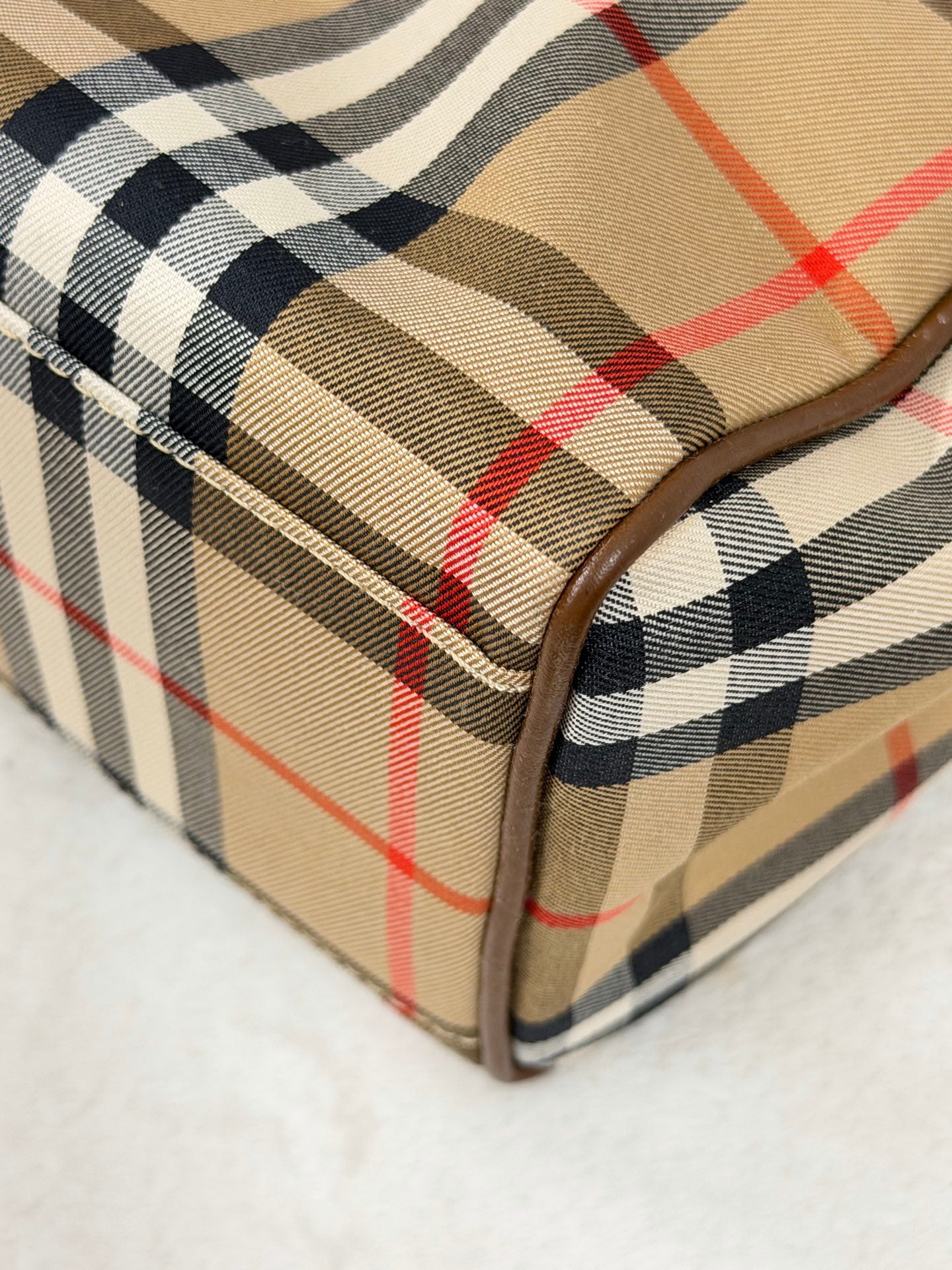 Burberrys Vintage Haymarket Check Tote Bag