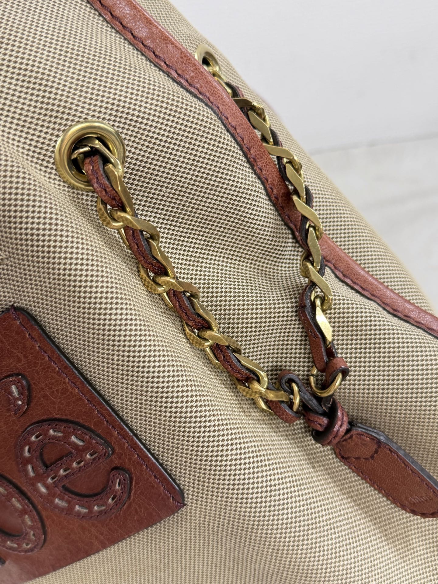 Chloé Vintage Logo Patch Canvas Shoulder Bag