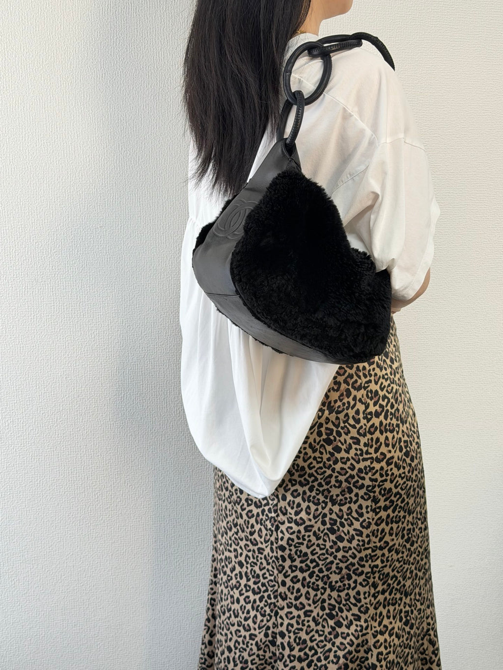 Chanel Vintage Black Rabbit Fur Ring Chain Hobo Bag