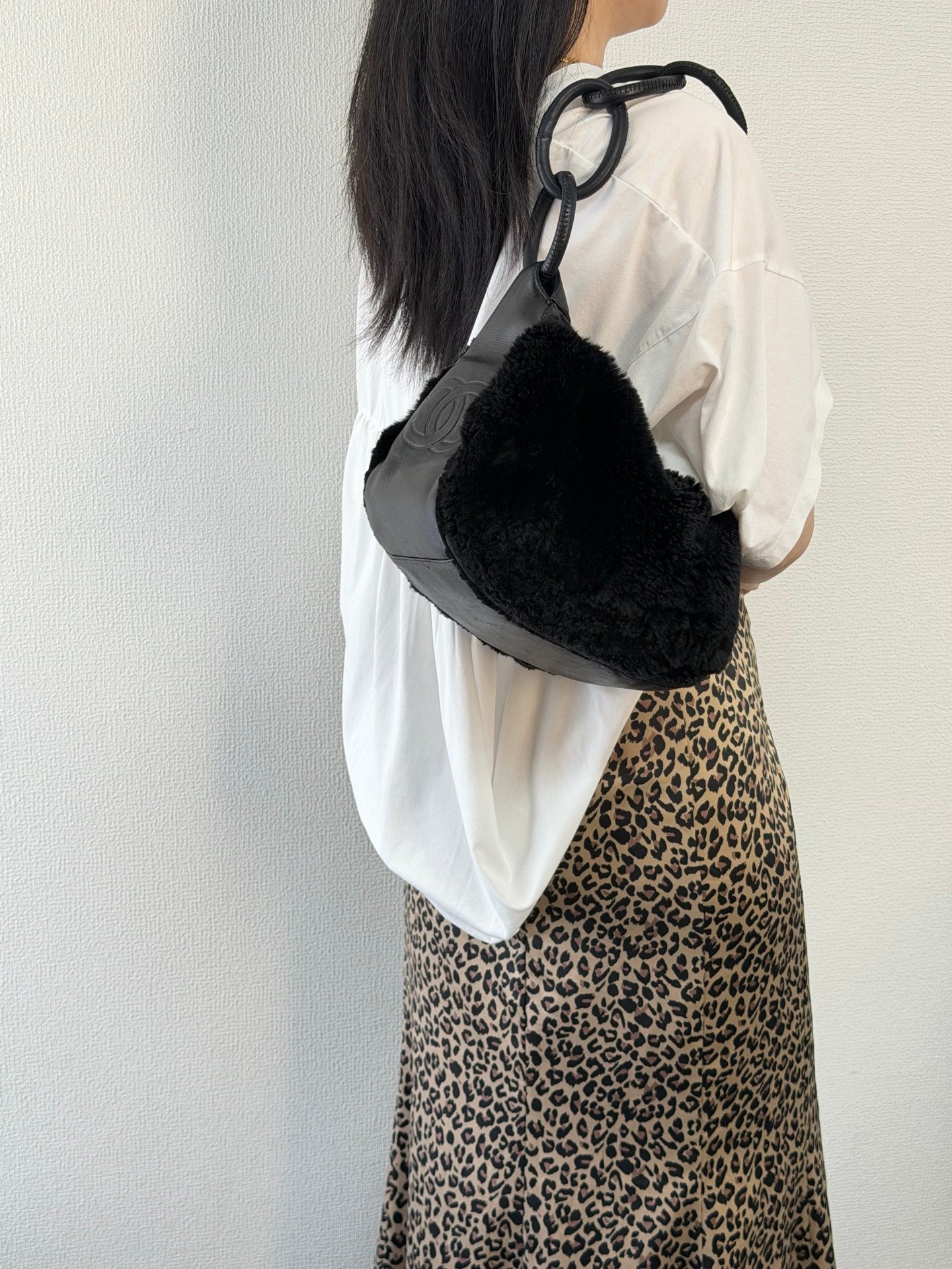 Chanel Vintage Black Rabbit Fur Ring Chain Hobo Bag