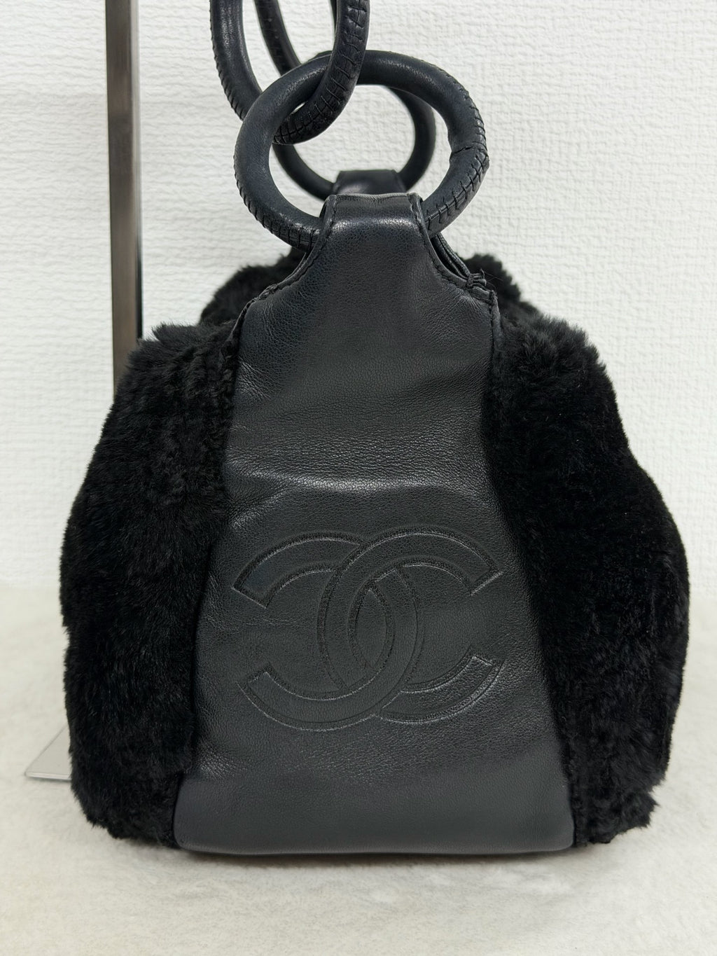 Chanel Vintage Black Rabbit Fur Ring Chain Hobo Bag