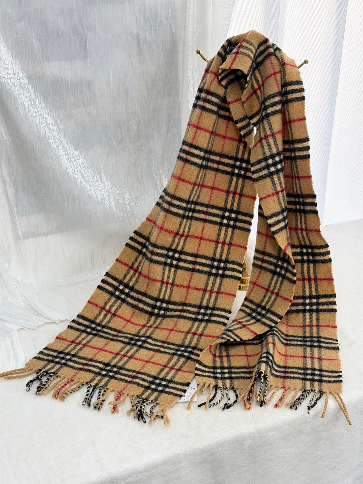 Burberry Vintage Nova Check Lambswool Muffler