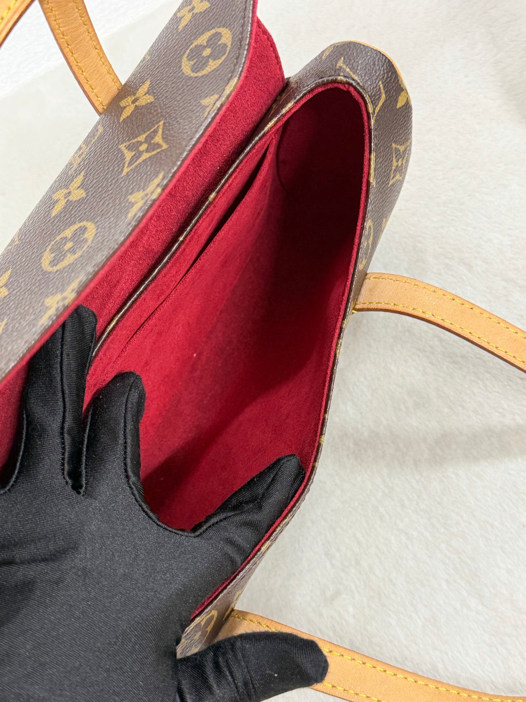 LOUIS VUITTON Sonatine Monogram Handbag