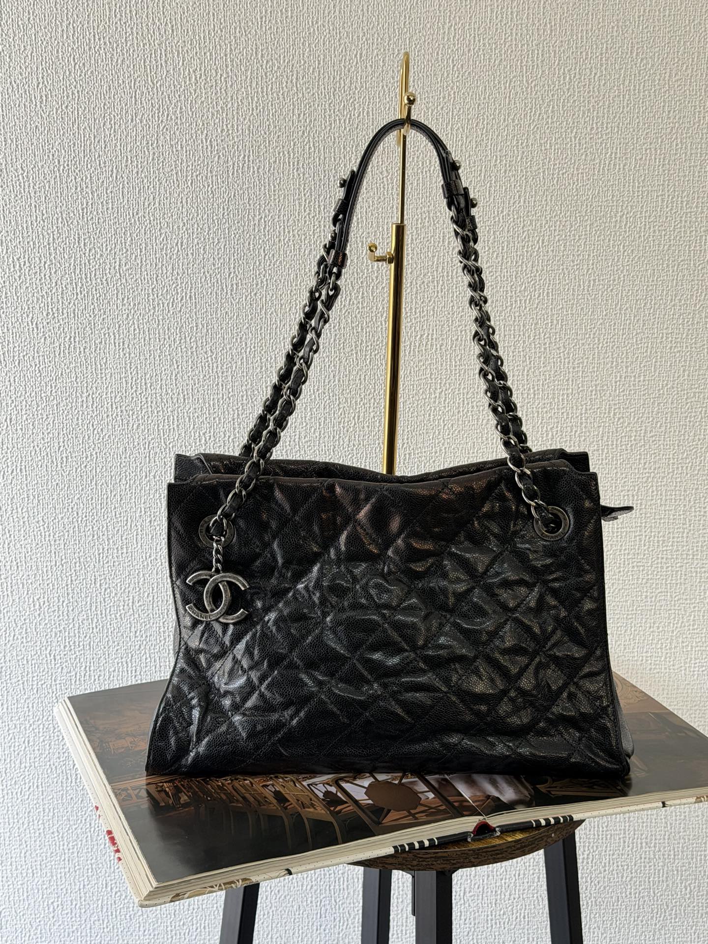 CHANEL Cavier Quilted Totebag