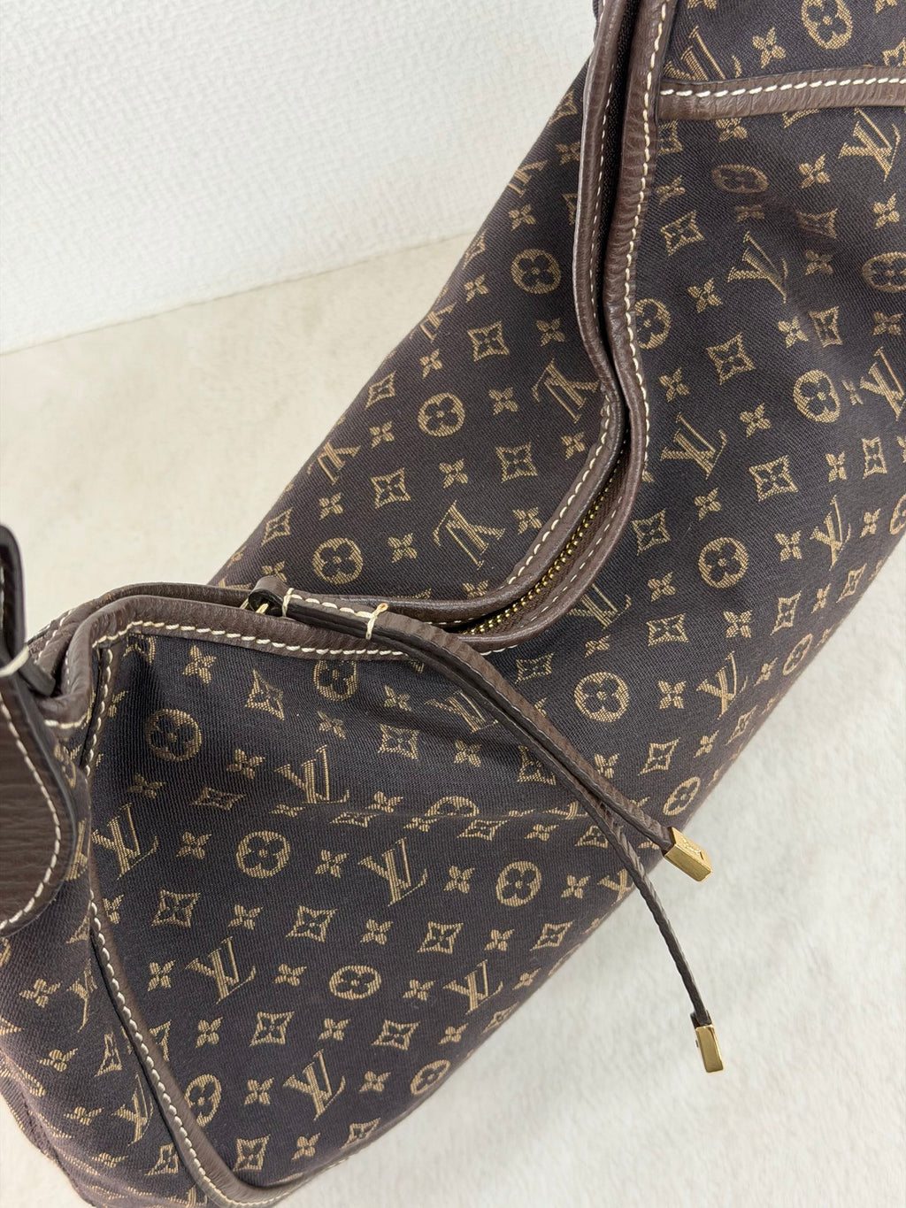 Louis Vuitton Monogram Idylle Manon Hobo Shoulder Bag