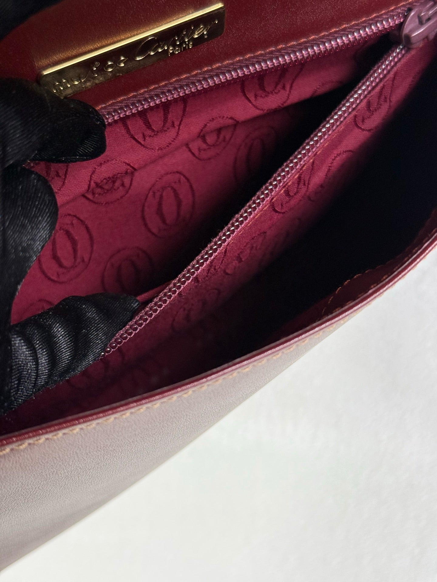 Cartier Vintage Must de Cartier Bordeaux Leather Clutch Bag