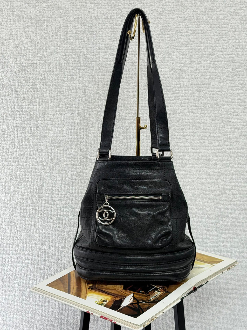 CHANEL Black-silver Totebag