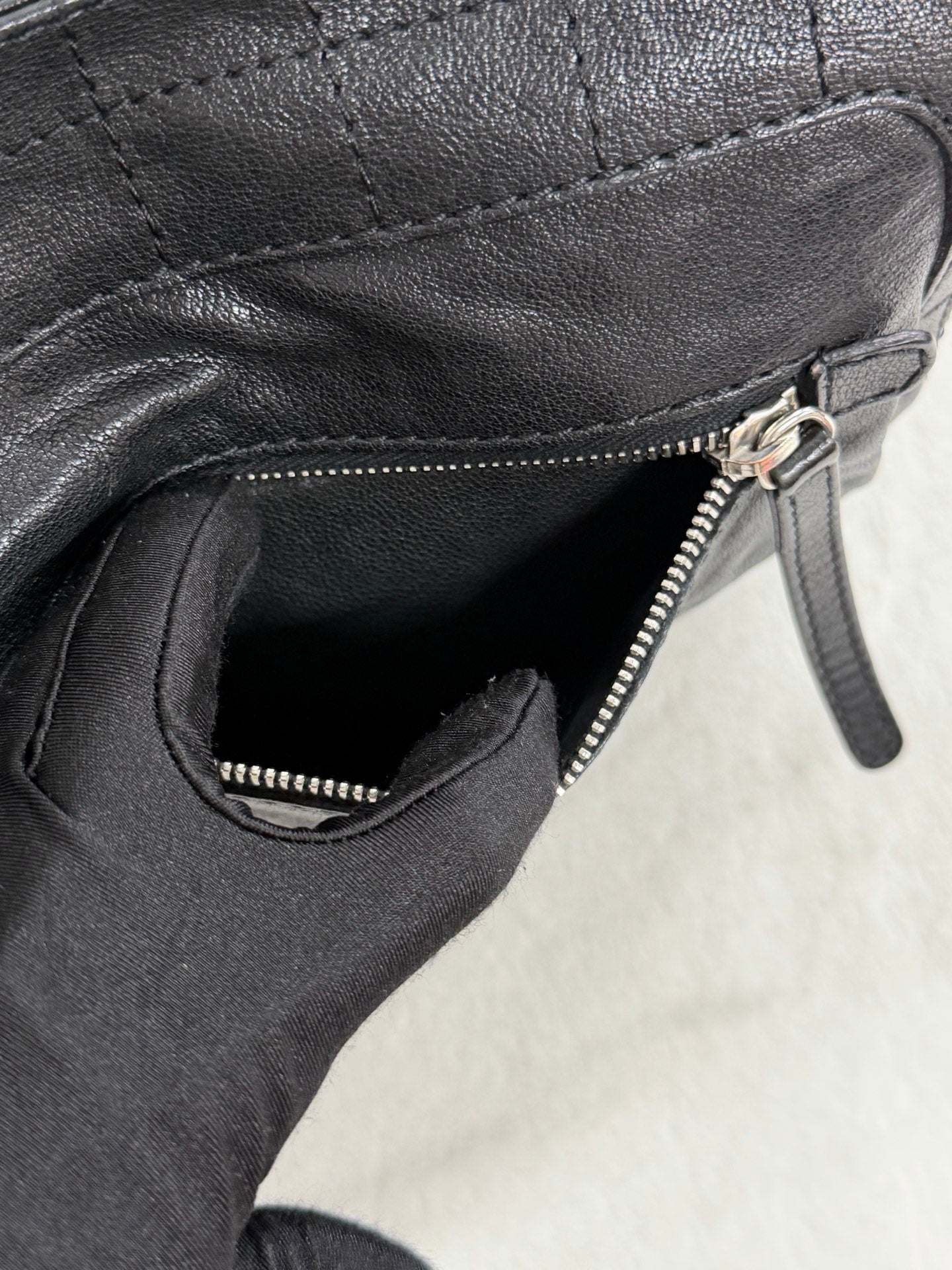 CHANEL Black-silver Totebag