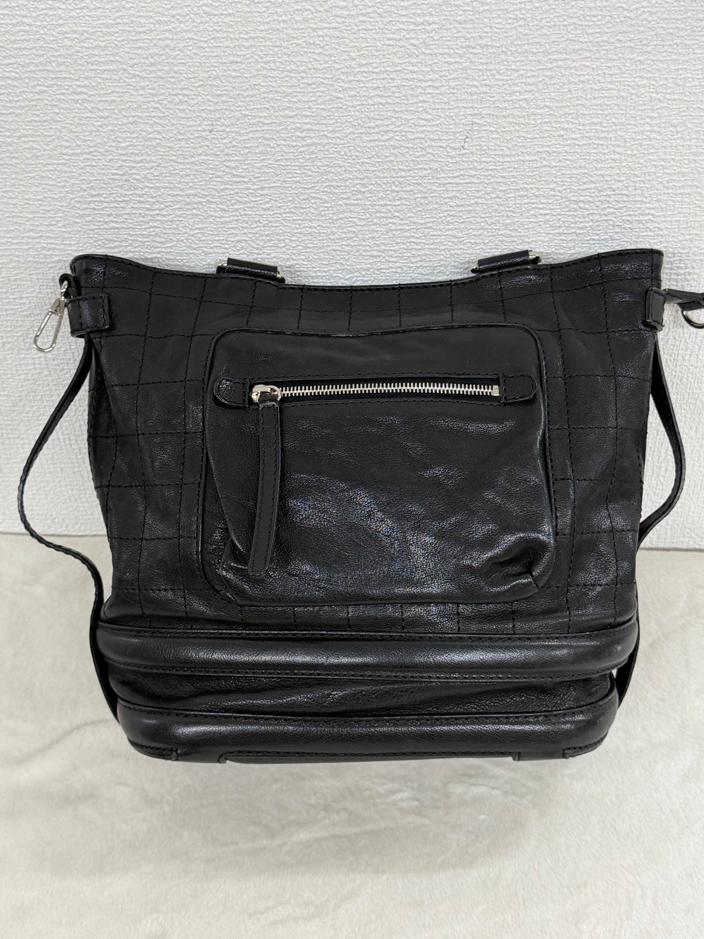 CHANEL Black-silver Totebag
