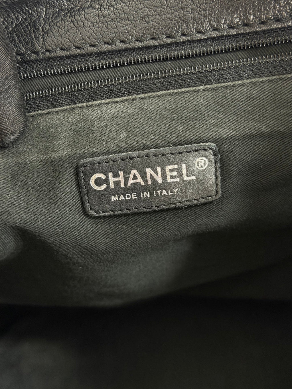 CHANEL Black-silver Totebag