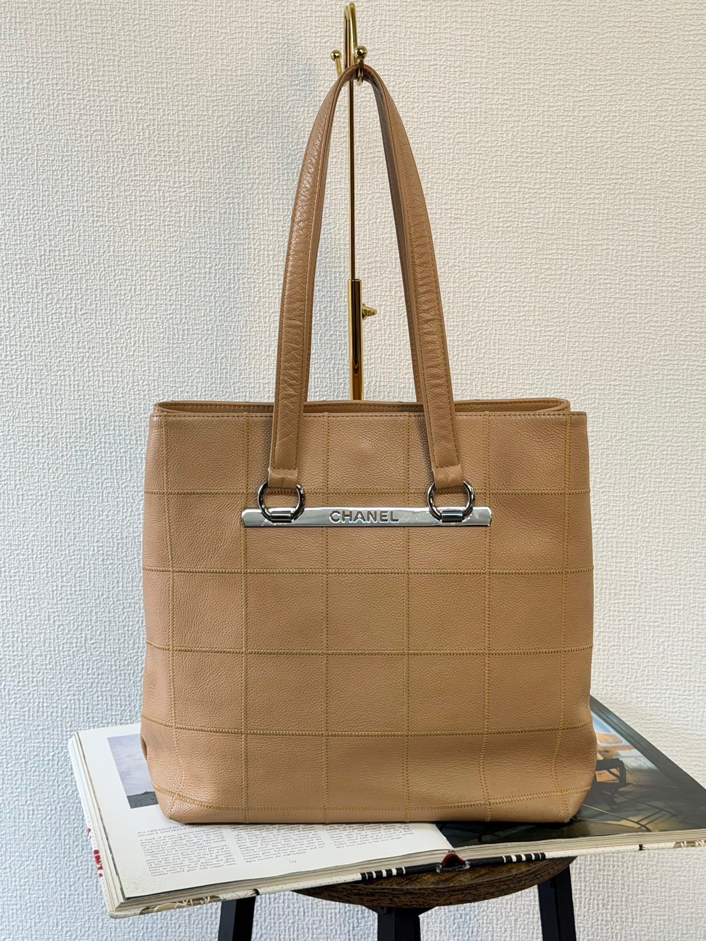 CHANEL Ice cube Beige Totebag