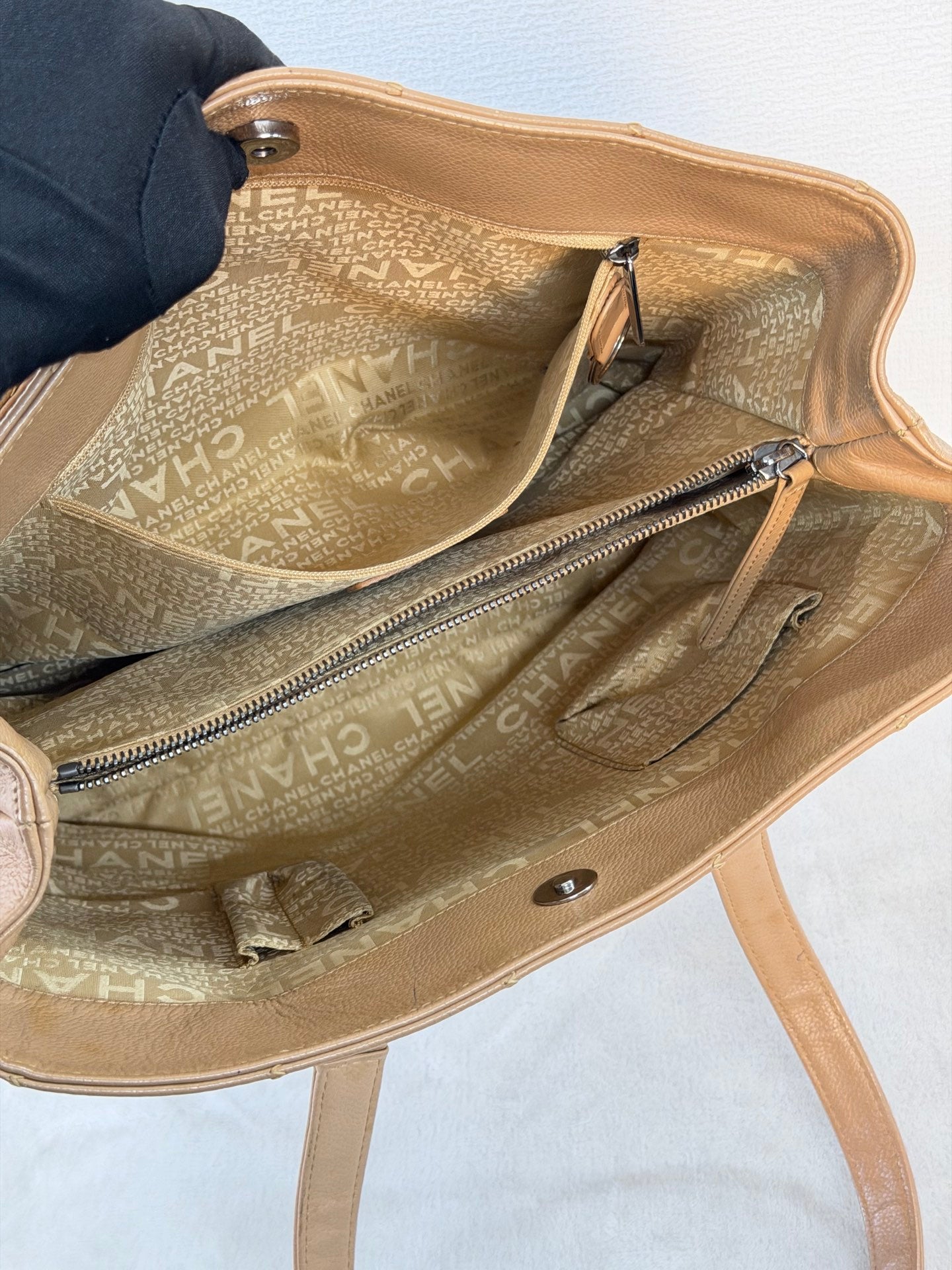 CHANEL Ice cube Beige Totebag