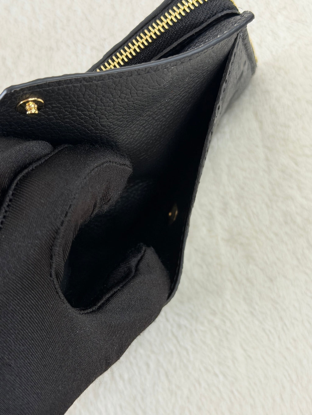 Louis Vuitton Empreinte Recto Verso Card Holder Black