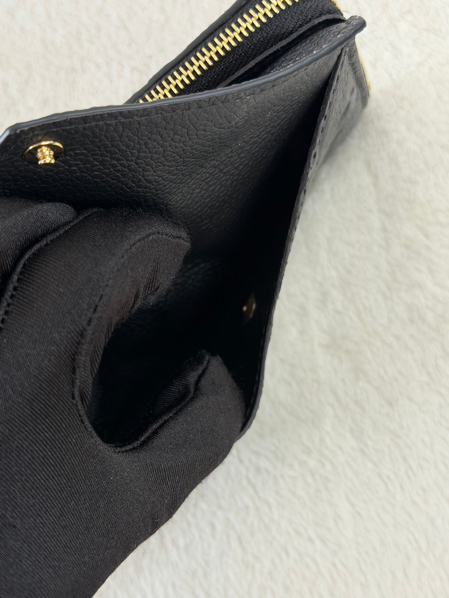 Louis Vuitton Empreinte Recto Verso Card Holder Black