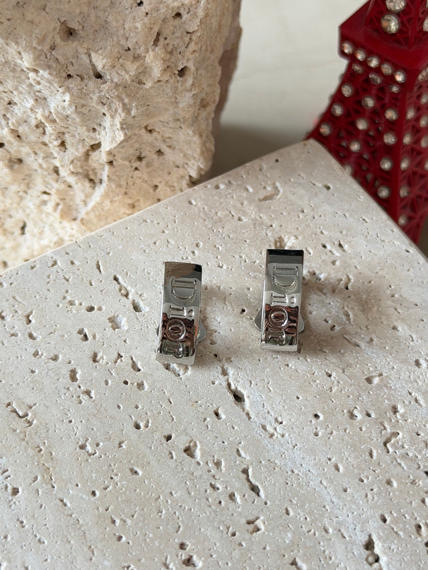 CHRISTIAN DIOR Logo Clips