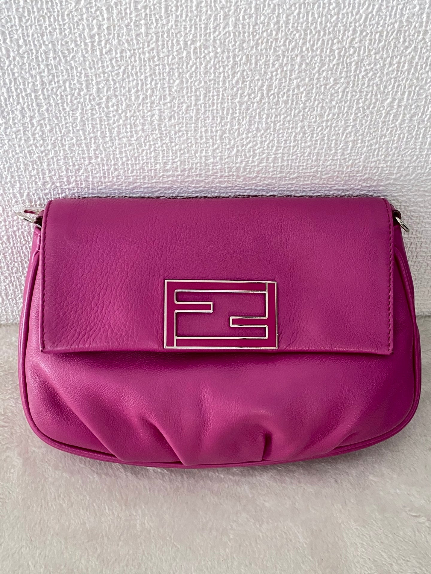 Fendi Fendista Pochette Crossbody Bag