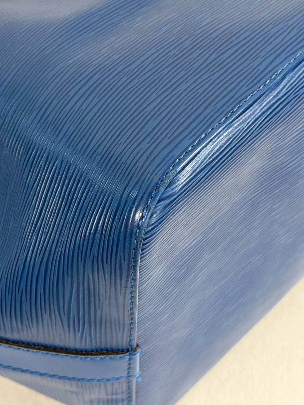 Louis Vuitton Epi Noé Bucket Bag