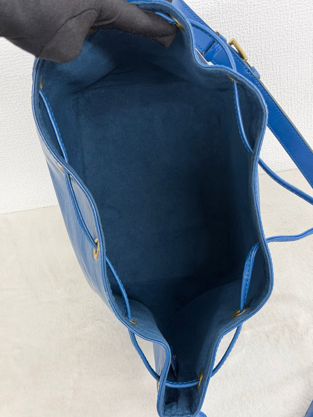 Louis Vuitton Epi Noé Bucket Bag