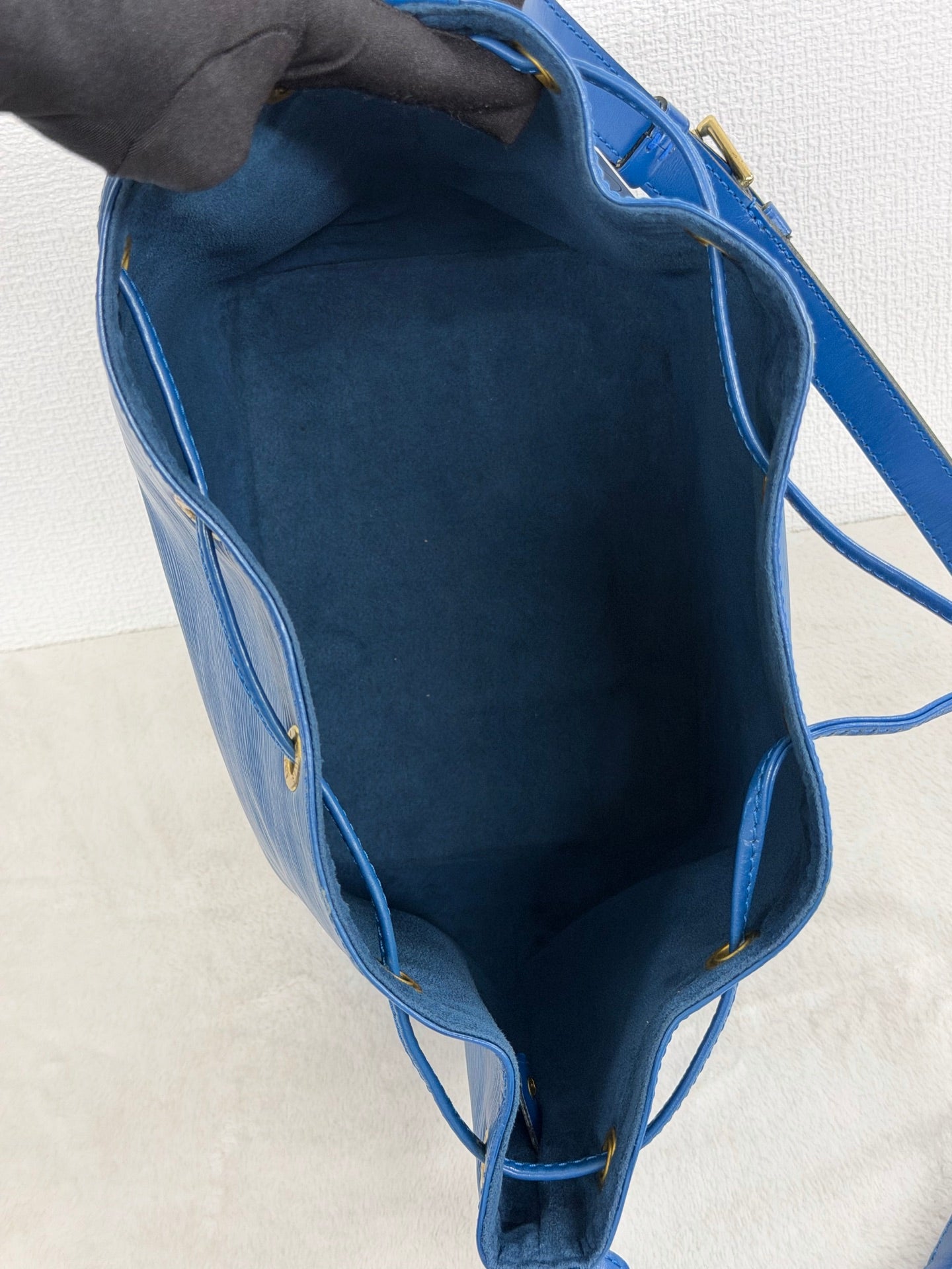 Louis Vuitton Epi Noé Bucket Bag