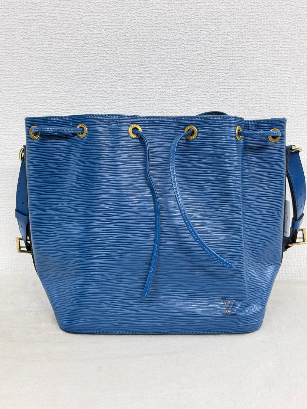 Louis Vuitton Epi Noé Bucket Bag