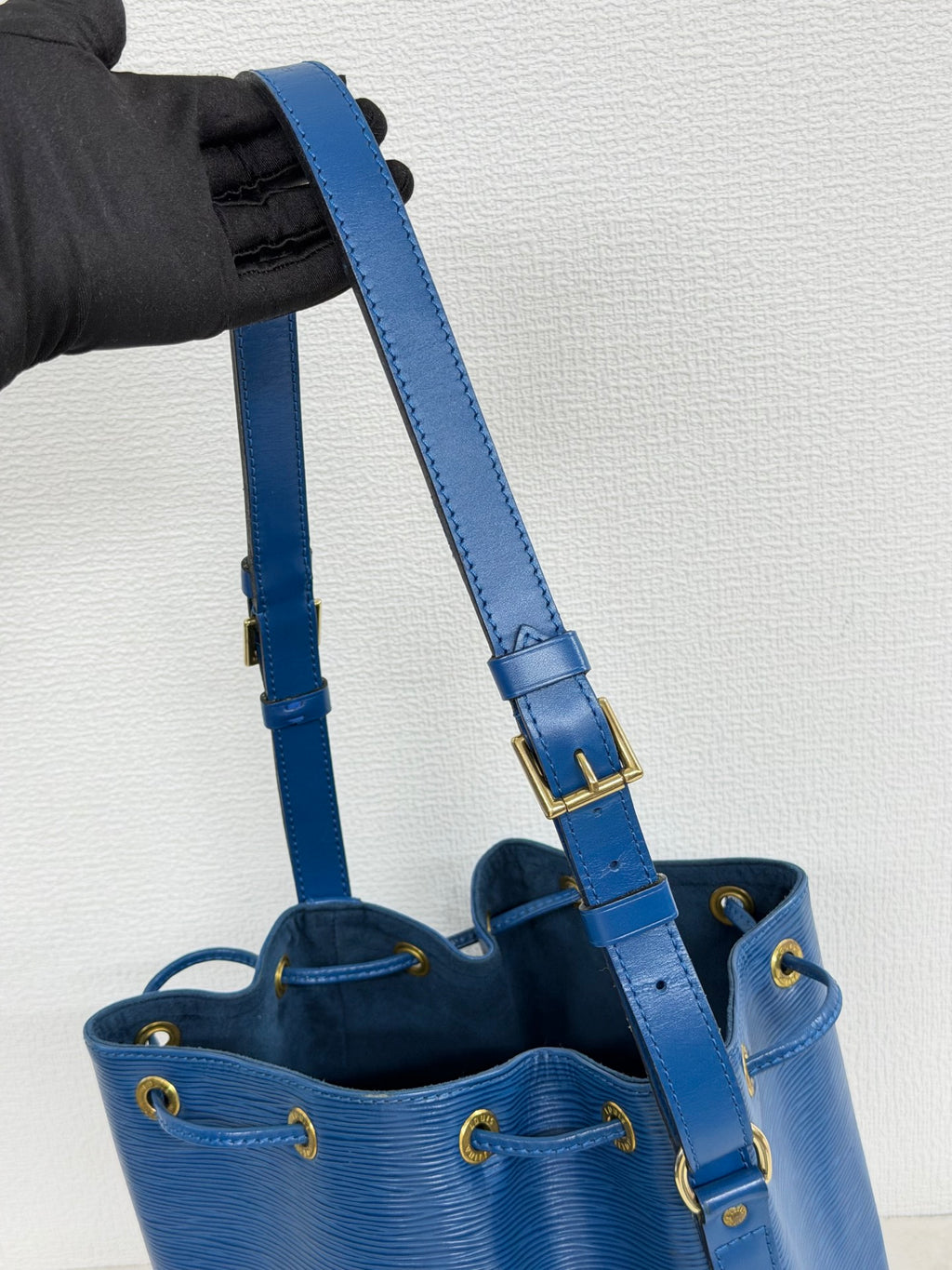Louis Vuitton Epi Noé Bucket Bag
