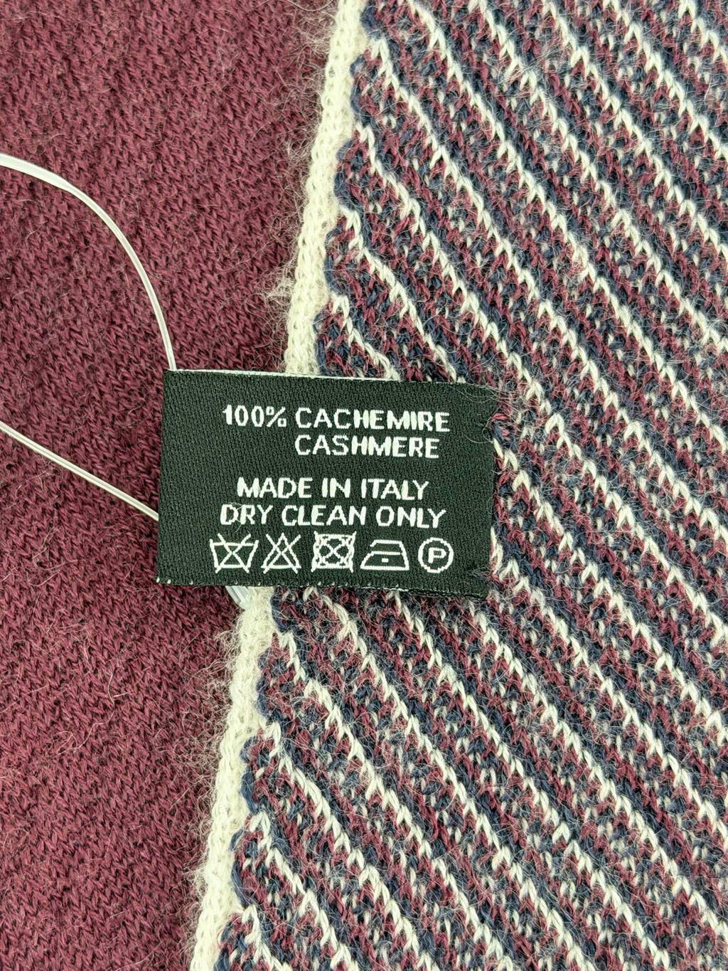 Chanel CC Logo Cashmere Knit Scarf