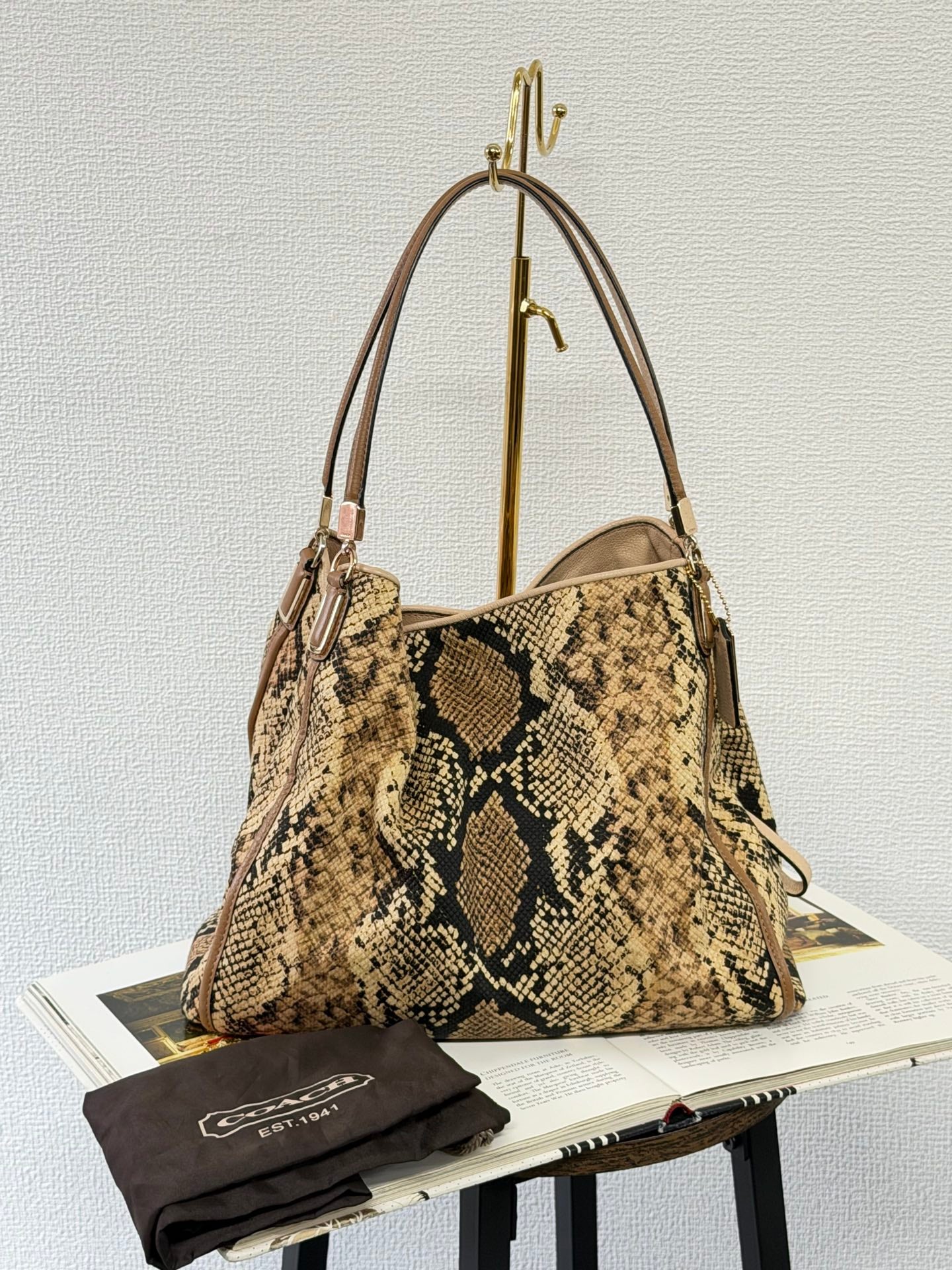 COACH Snake-embossed Hobo Shoulderbag