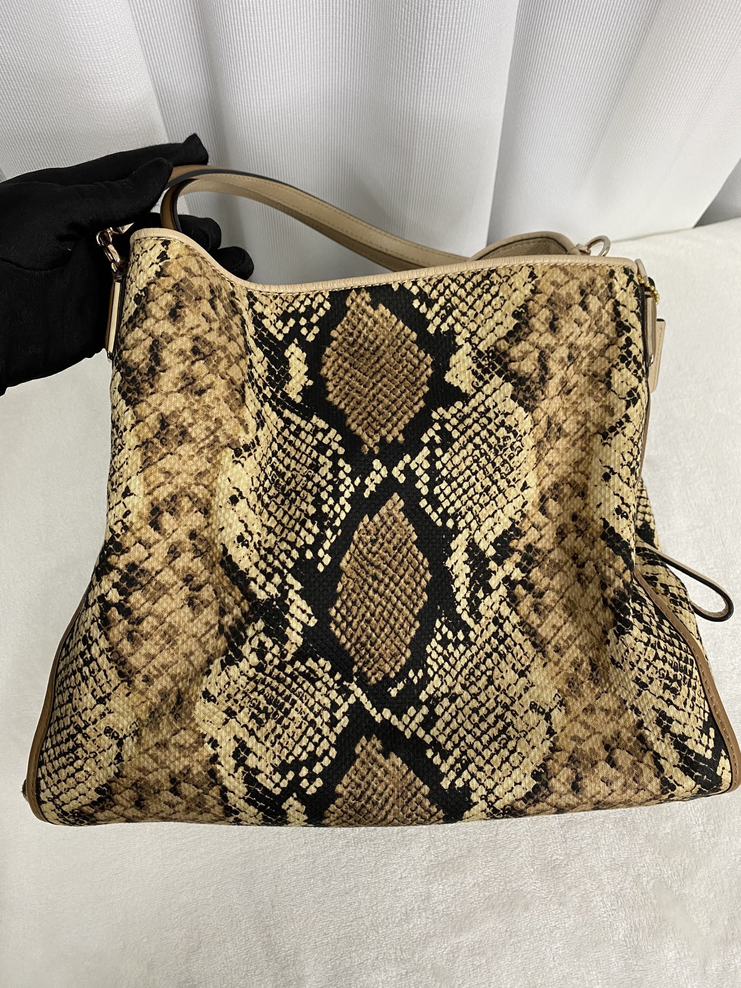 COACH Snake-embossed Hobo Shoulderbag