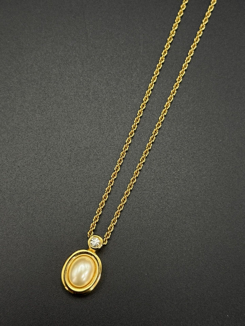 CHRISTIAN DIOR Necklace