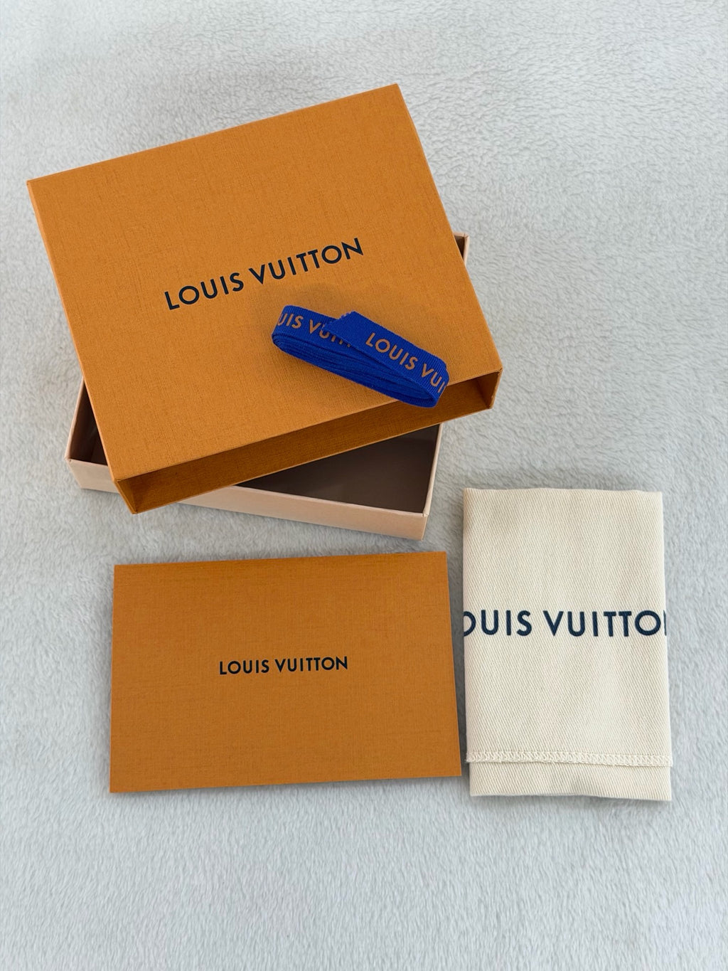 Louis Vuitton Recto Verso Card Holder Monogram Empreinte Leather Noir