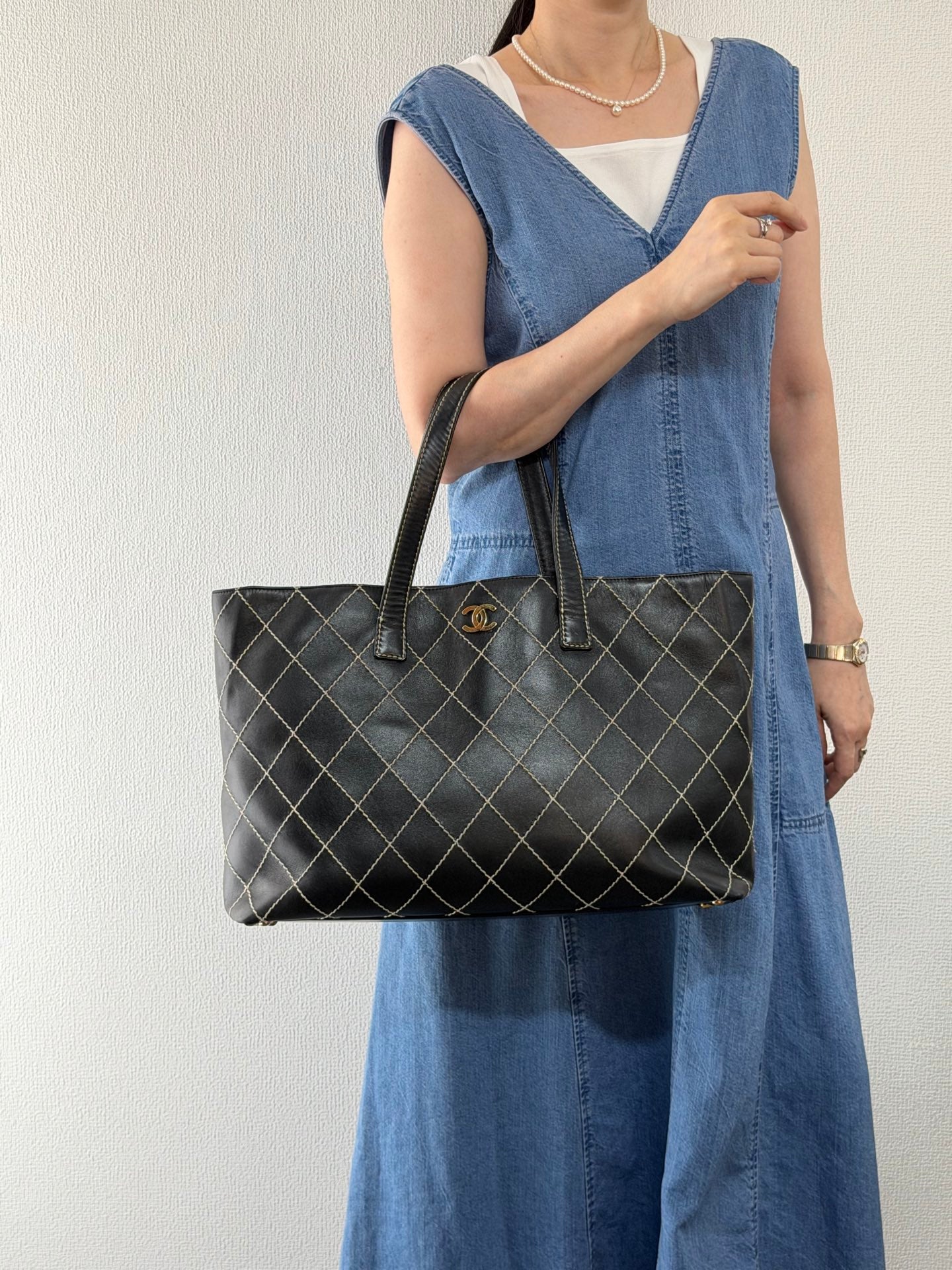 Chanel Vintage Wild Stitch Calfskin Tote Bag Black