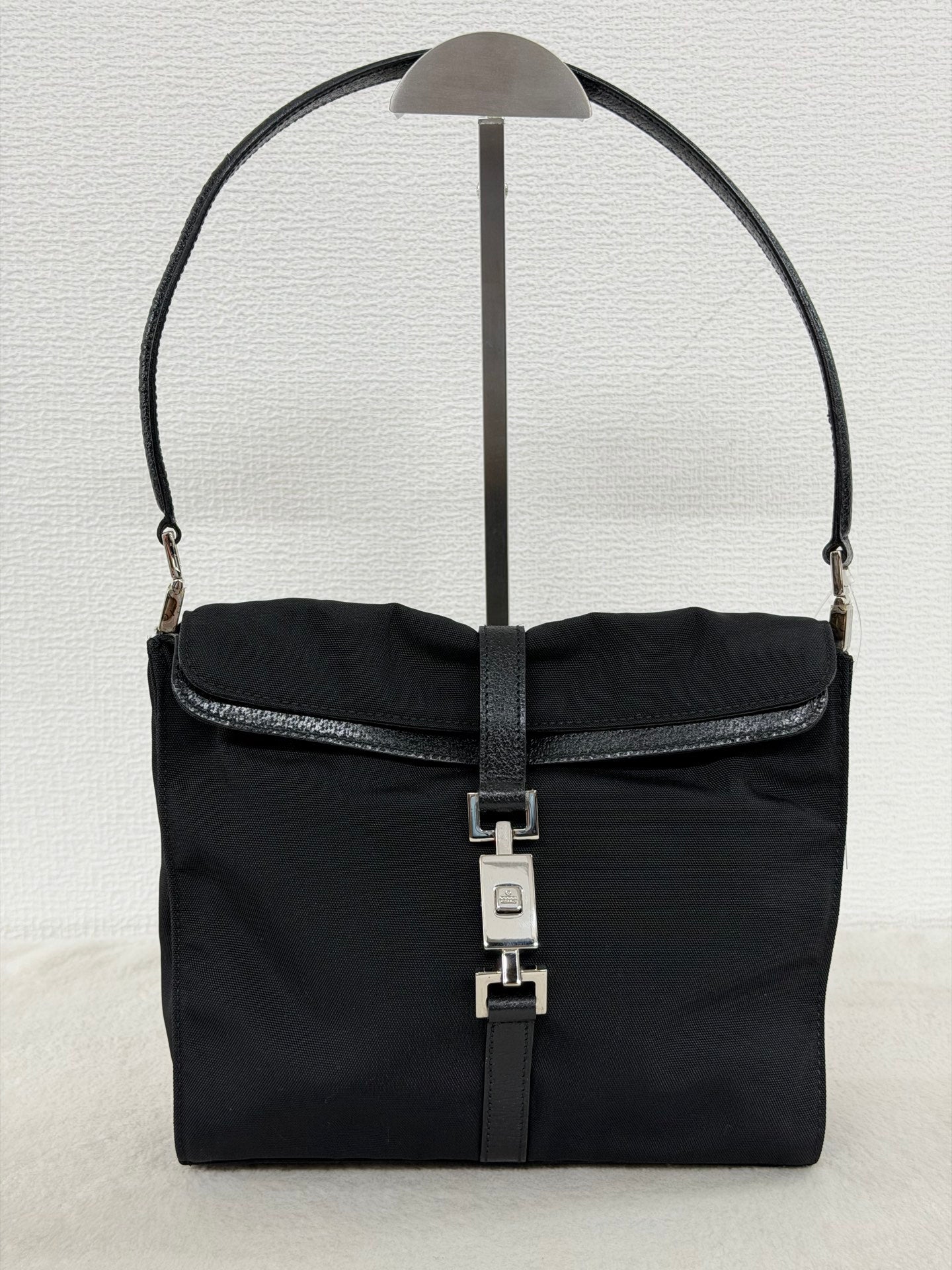 Gucci Vintage Piston Lock Jackie Nylon Flap Shoulder Bag Black