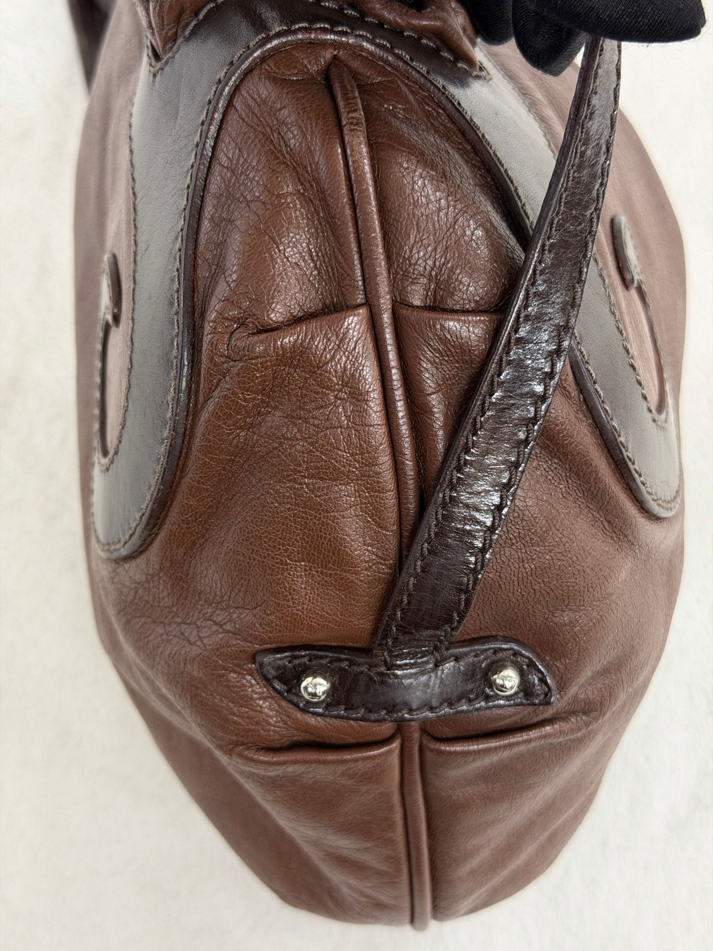 Fendi Vintage Oyster Leather Hobo Shoulder Bag Brown
