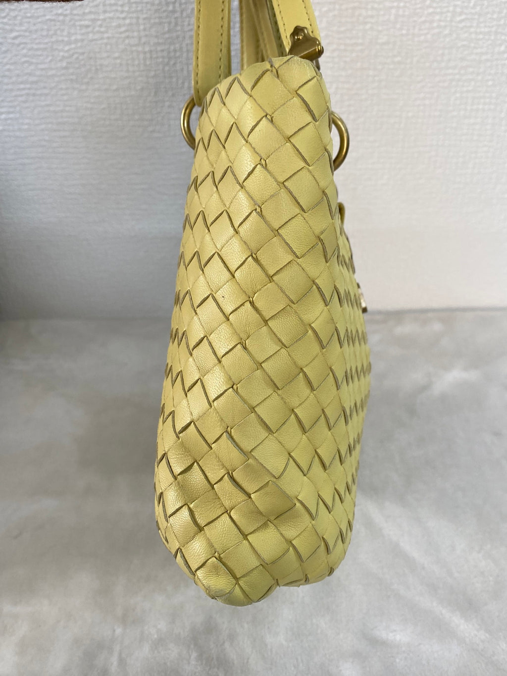 BOTTEGA VENETA Intrecciato Andiamo Genuine Handbag
