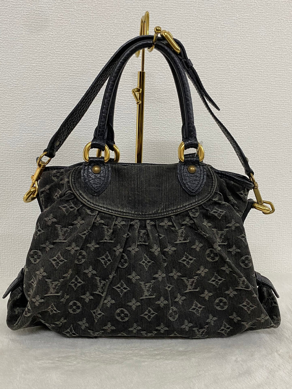Louis Vuitton Neo Cabby MM Monogram Denim Noir