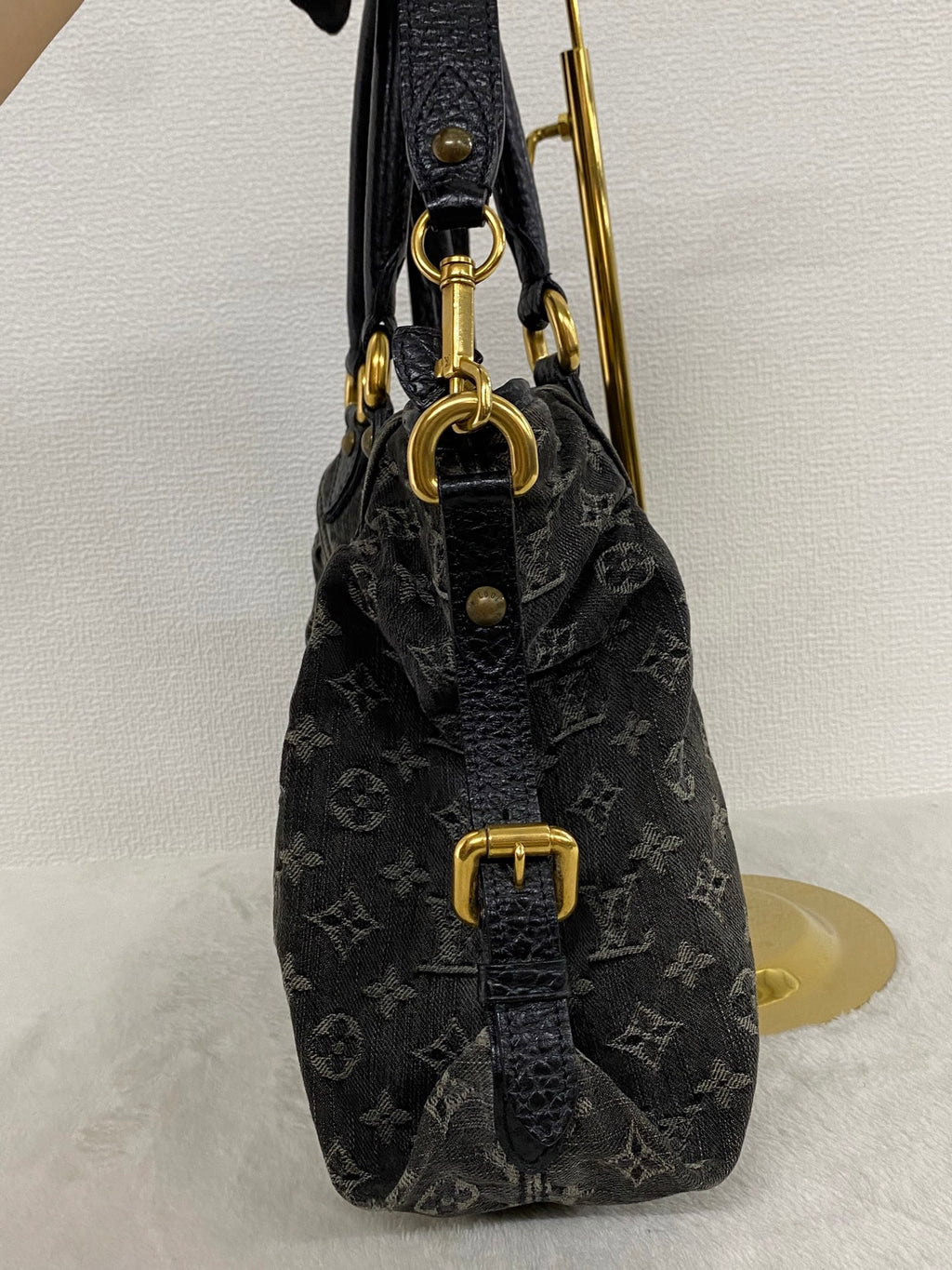 Louis Vuitton Neo Cabby MM Monogram Denim Noir