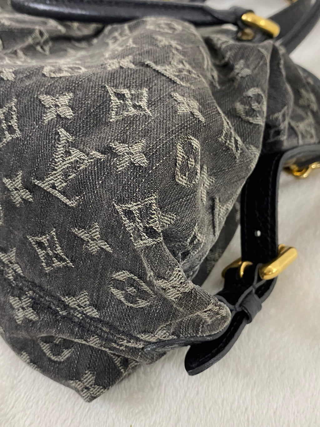 Louis Vuitton Neo Cabby MM Monogram Denim Noir
