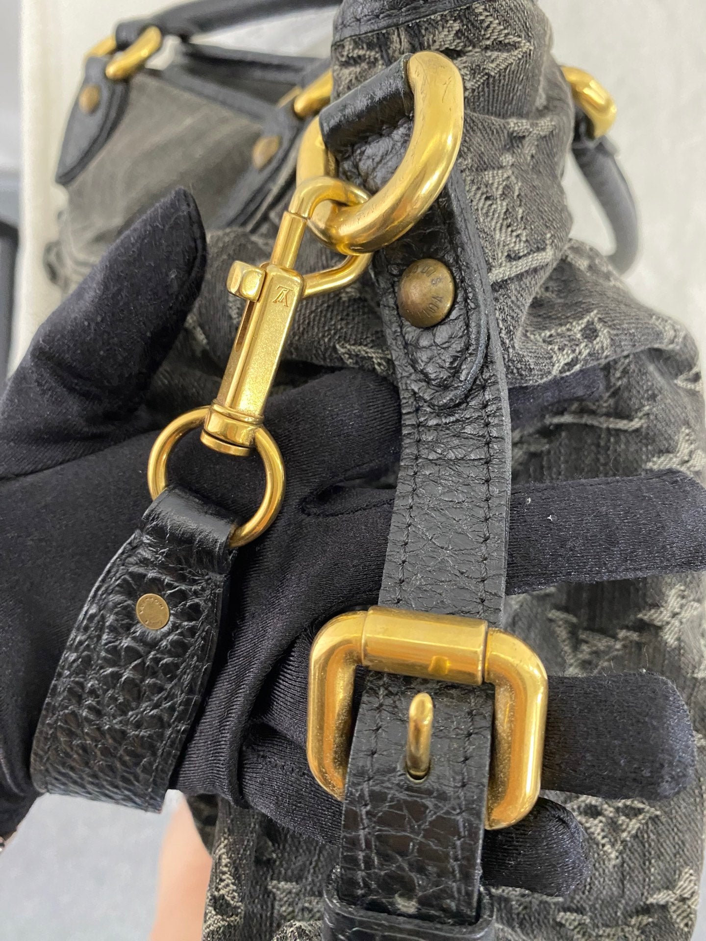 Louis Vuitton Neo Cabby MM Monogram Denim Noir