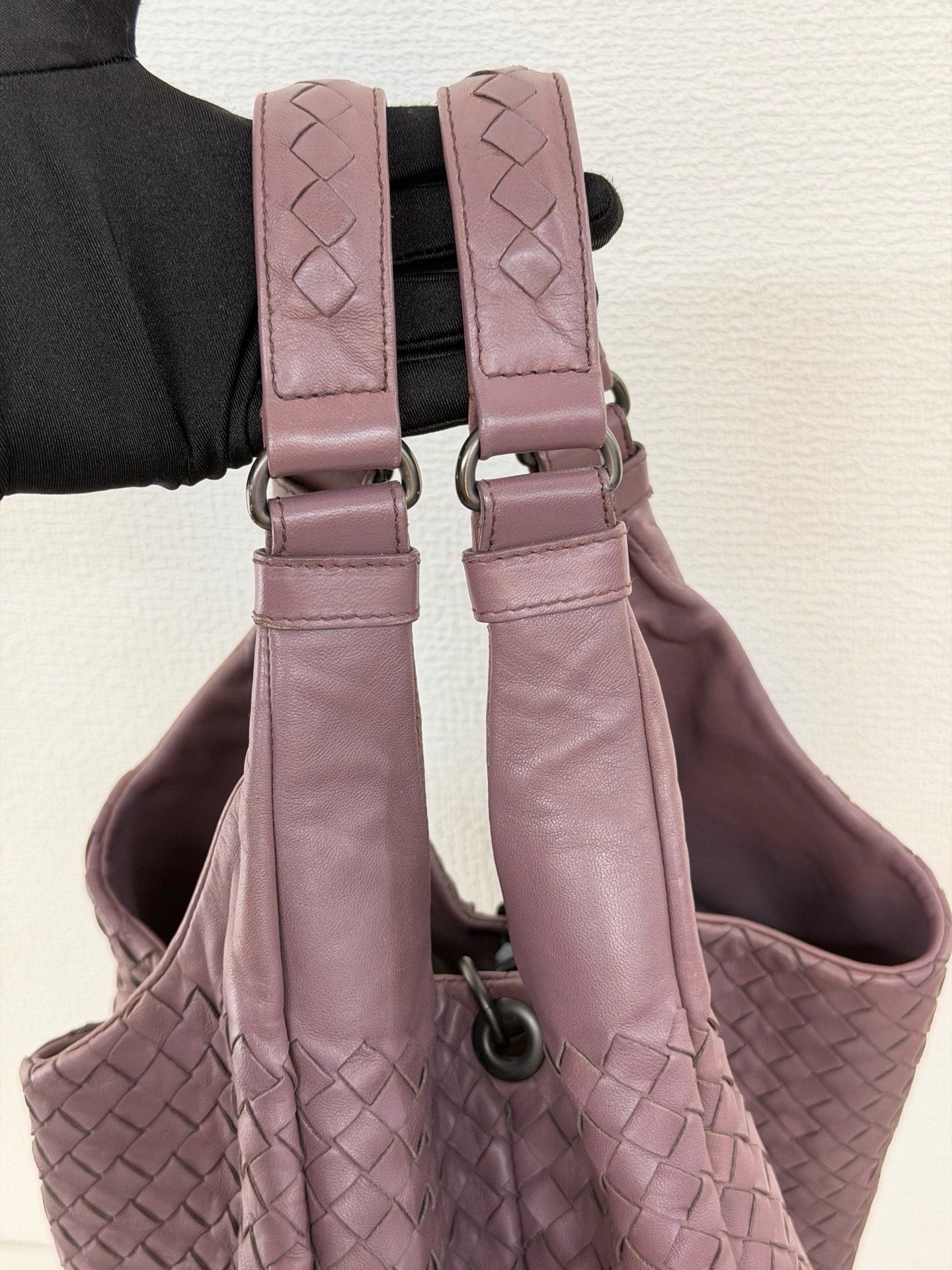 Bottega Veneta Intrecciato Nappa Campana Bag