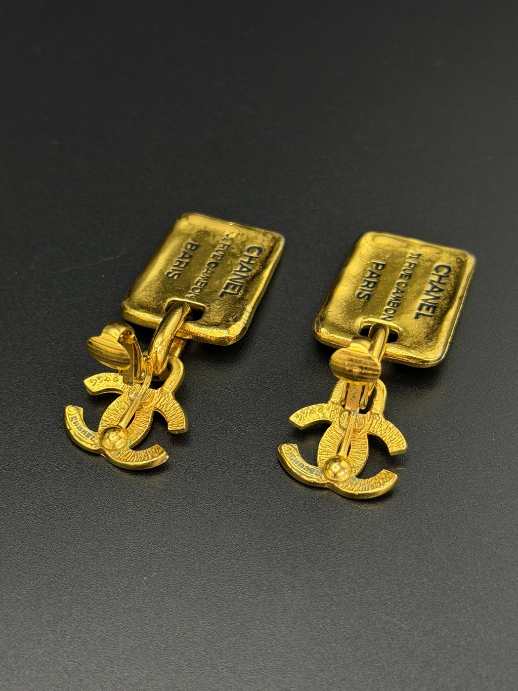 CHANEL Vintage CC Logo 31 Rue Cambon Plate Drop Earrings