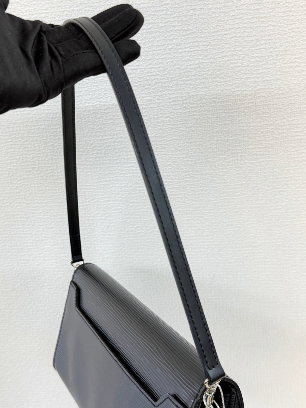 Louis Vuitton Epi Leather Sévigné Clutch Bag